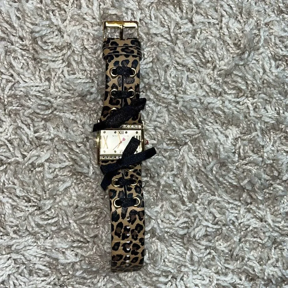 Betsey Johnson Large Square Faced Gold Tone Women’s Quartz Watch Cheetah Print B